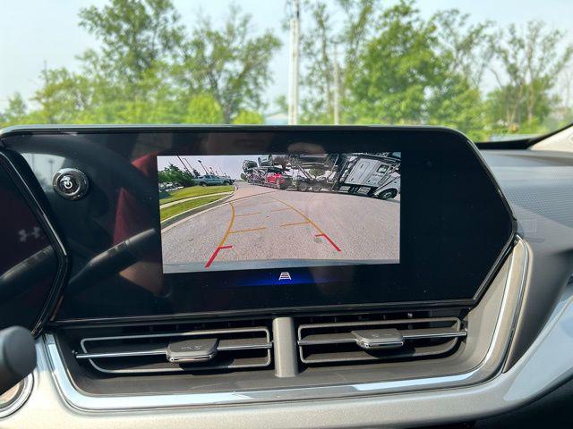 new 2025 Chevrolet Trax car