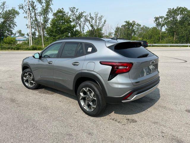 new 2025 Chevrolet Trax car