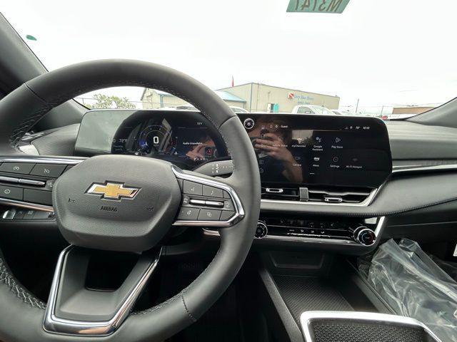 new 2025 Chevrolet Equinox car, priced at $30,245