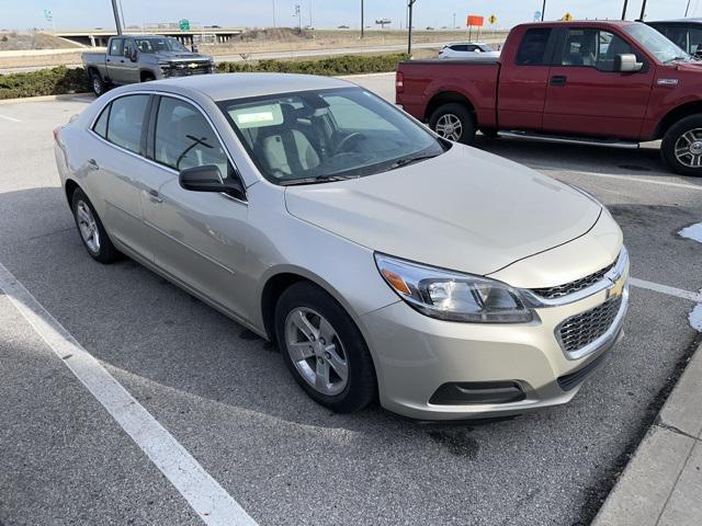 used 2015 Chevrolet Malibu car, priced at $9,562