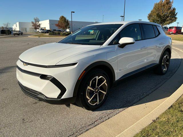 new 2026 Chevrolet Equinox EV car, priced at $35,394