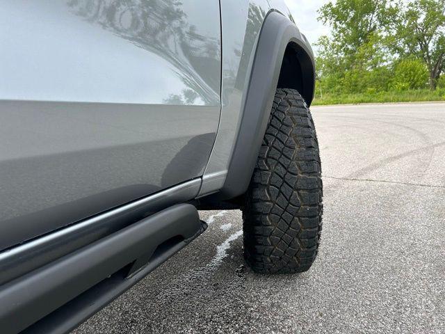 new 2025 Chevrolet Colorado car, priced at $53,320