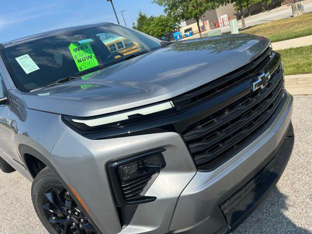 new 2025 Chevrolet Traverse car, priced at $45,480