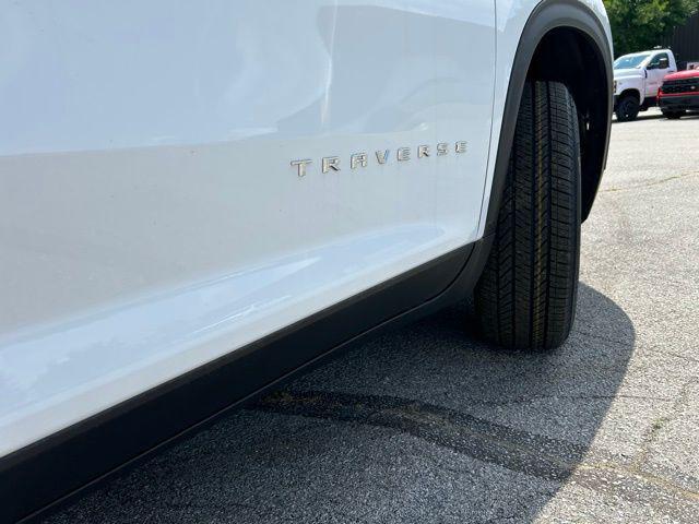 new 2025 Chevrolet Traverse car, priced at $44,245