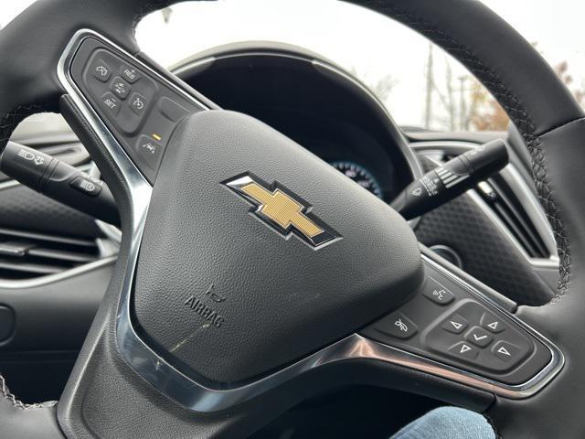 new 2025 Chevrolet Malibu car, priced at $28,245