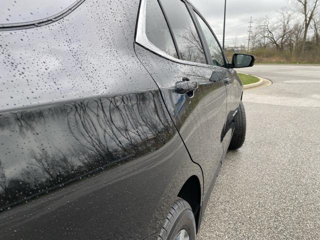 new 2024 Chevrolet Equinox car, priced at $32,890