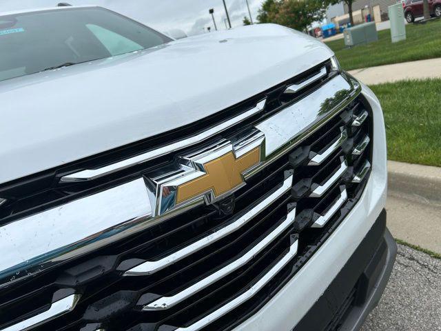 new 2025 Chevrolet Equinox car, priced at $33,270