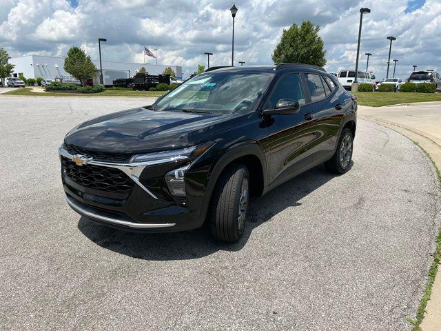 new 2025 Chevrolet Trax car, priced at $25,485