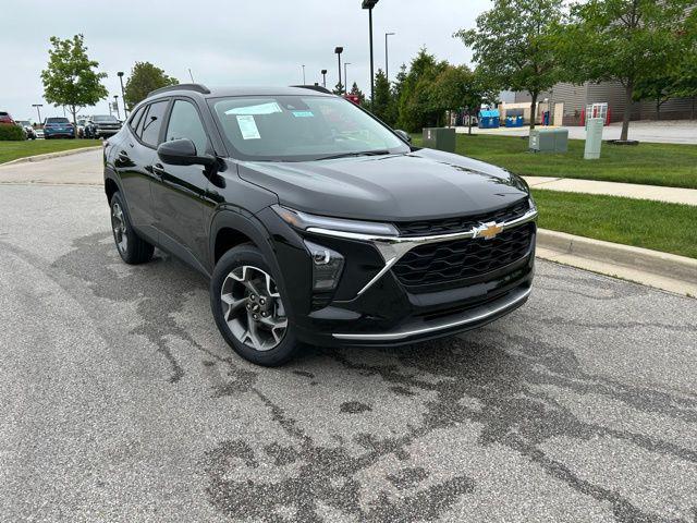 new 2025 Chevrolet Trax car, priced at $25,485