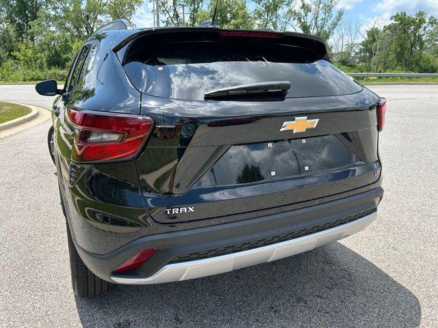 new 2025 Chevrolet Trax car, priced at $25,485