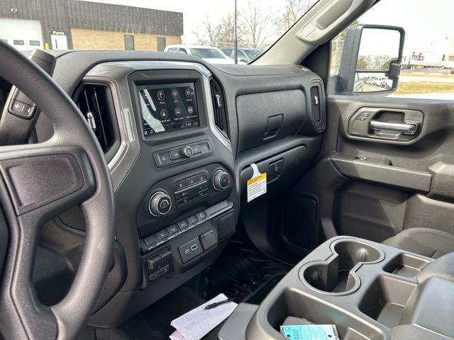 new 2024 Chevrolet Silverado 2500 car, priced at $52,555