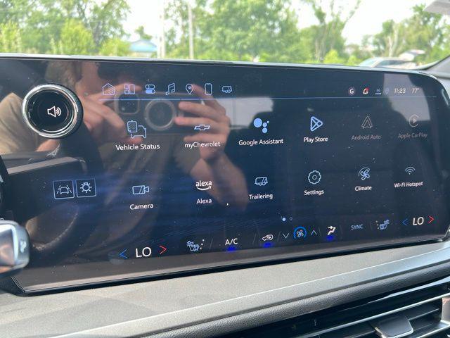 new 2025 Chevrolet Traverse car, priced at $42,480