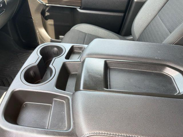 used 2022 Chevrolet Silverado 1500 car, priced at $37,128