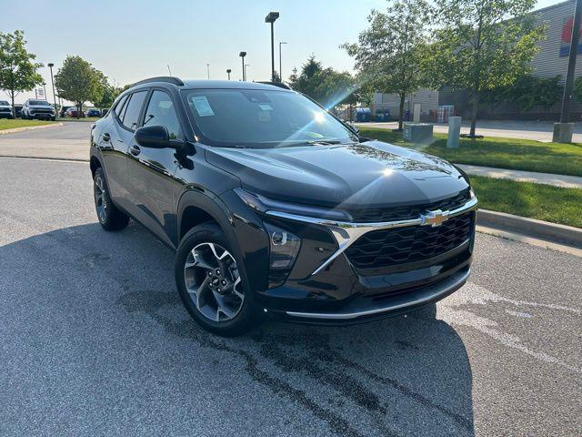 new 2025 Chevrolet Trax car, priced at $24,985