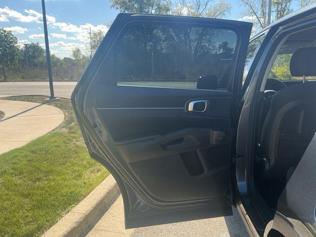 used 2021 Kia Sorento car, priced at $20,000