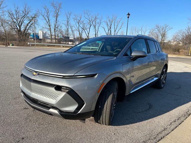 new 2025 Chevrolet Equinox EV car, priced at $46,690