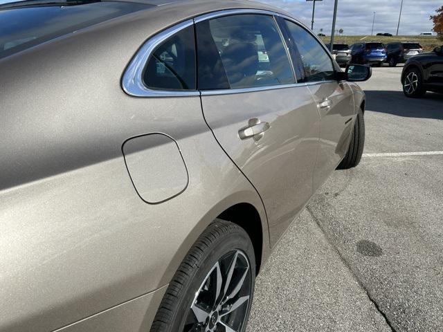 new 2025 Chevrolet Malibu car, priced at $28,245