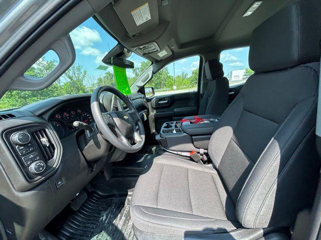 new 2024 Chevrolet Silverado 1500 car, priced at $40,000