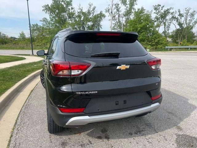 new 2025 Chevrolet TrailBlazer car, priced at $26,385