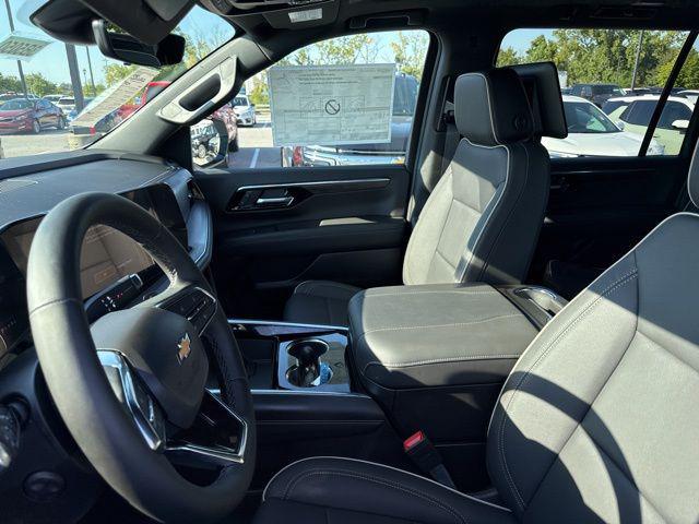 new 2025 Chevrolet Suburban car, priced at $90,395