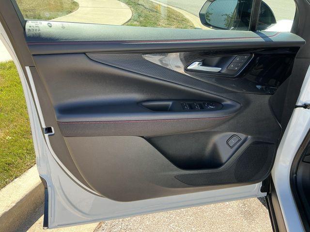 used 2024 Chevrolet Blazer EV car, priced at $31,338