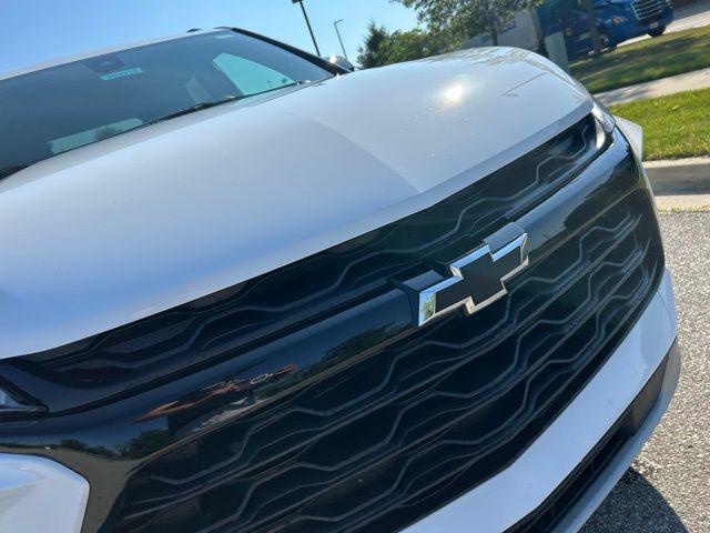 new 2025 Chevrolet Blazer car, priced at $34,320