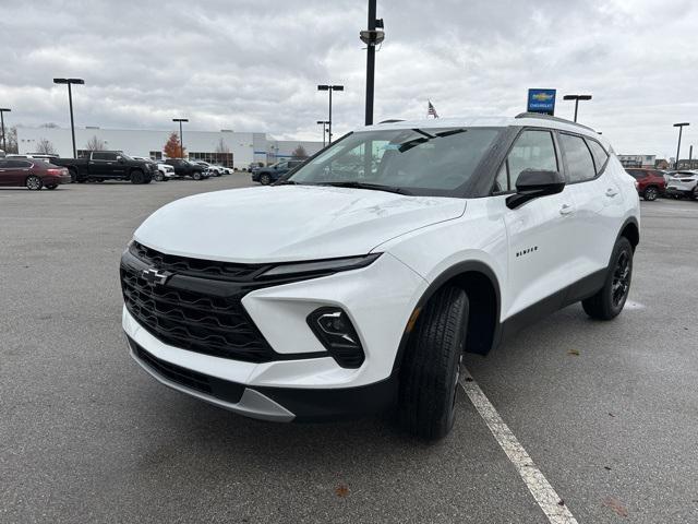 new 2025 Chevrolet Blazer car, priced at $38,320