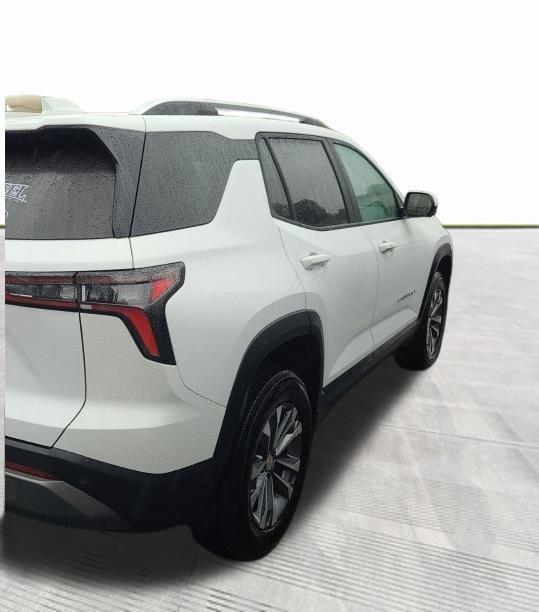 used 2025 Chevrolet Equinox car, priced at $27,956