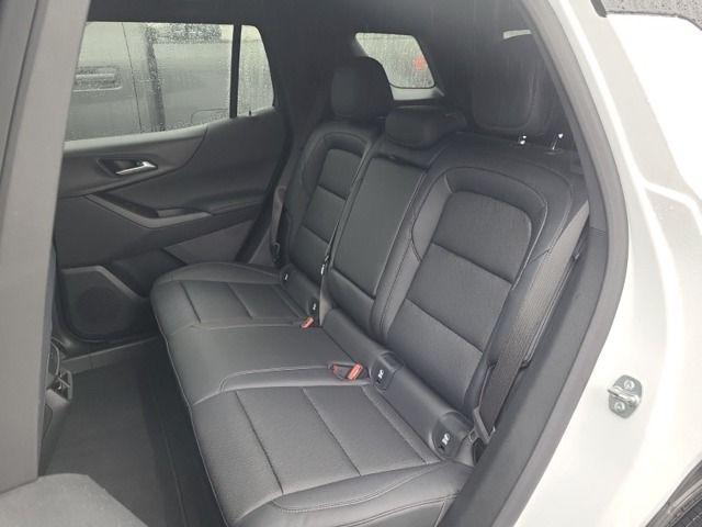 used 2025 Chevrolet Equinox car, priced at $27,956