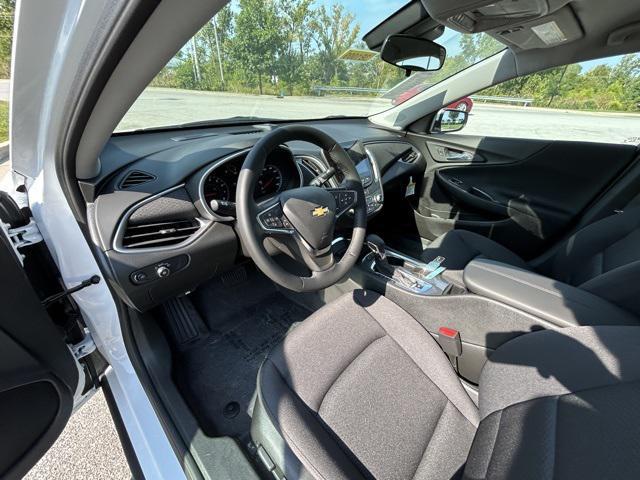 new 2025 Chevrolet Malibu car, priced at $30,190