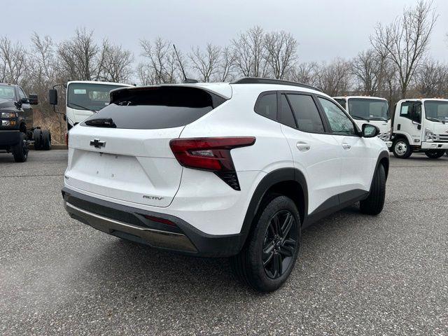 new 2025 Chevrolet Trax car, priced at $26,190