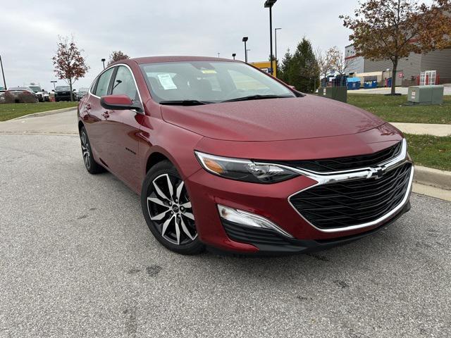 new 2025 Chevrolet Malibu car, priced at $28,740