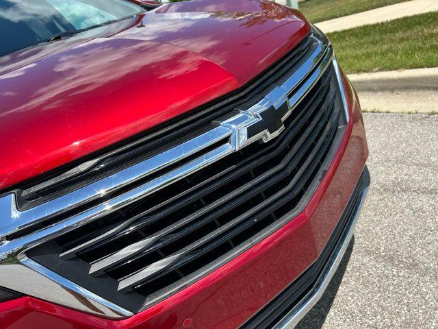 used 2023 Chevrolet Equinox car, priced at $23,771