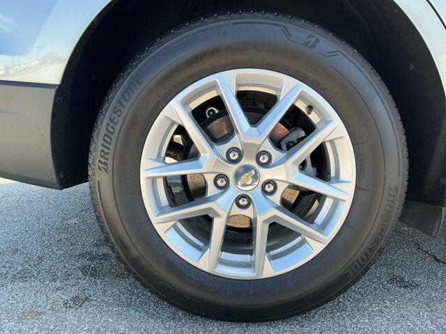 used 2023 Chevrolet Equinox car, priced at $24,906