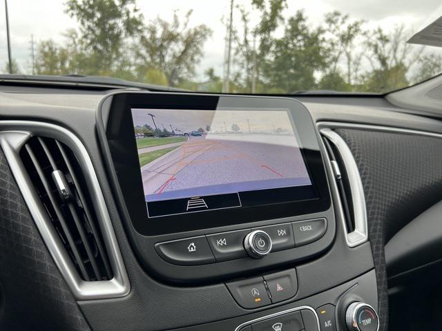 new 2025 Chevrolet Malibu car, priced at $28,245