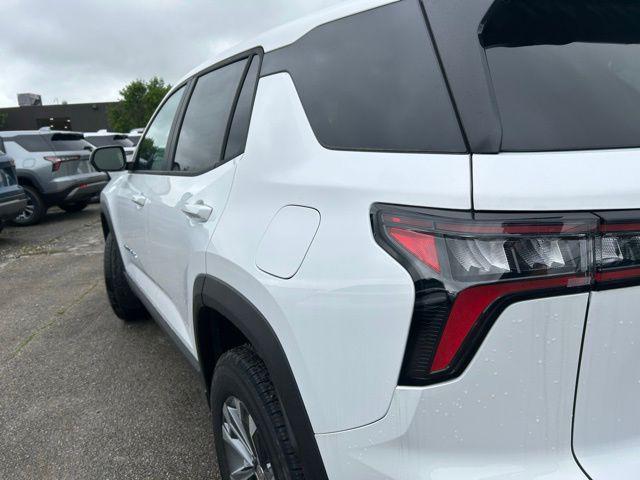 new 2025 Chevrolet Equinox car, priced at $31,295