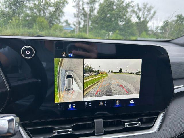 new 2025 Chevrolet Equinox car, priced at $31,295