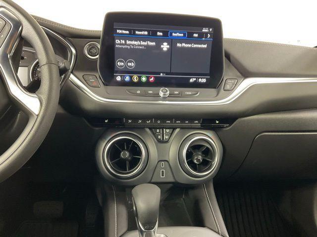 used 2024 Chevrolet Blazer car, priced at $26,072