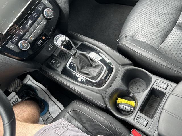 used 2019 Nissan Rogue car, priced at $18,812