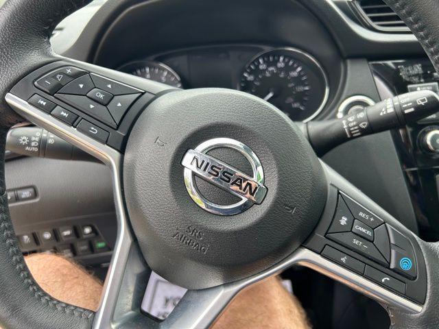 used 2019 Nissan Rogue car, priced at $17,846