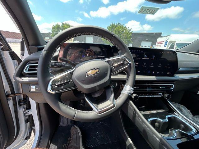 new 2025 Chevrolet Traverse car, priced at $44,245