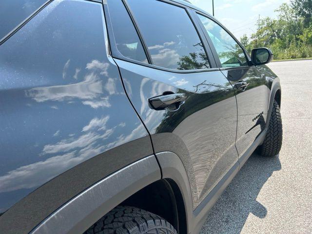 new 2026 Chevrolet Equinox car, priced at $35,670
