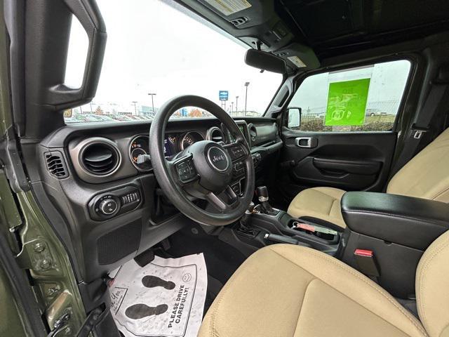 used 2022 Jeep Gladiator car, priced at $31,538