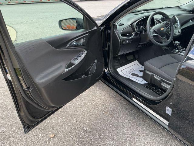 used 2022 Chevrolet Malibu car, priced at $18,744