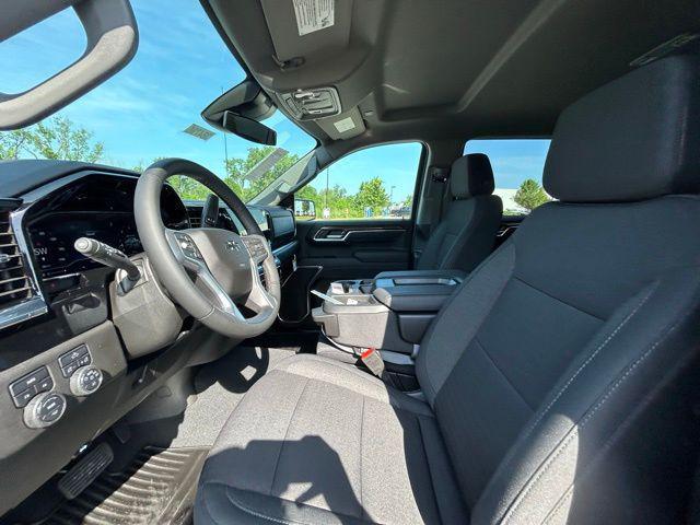 new 2025 Chevrolet Silverado 1500 car, priced at $49,986