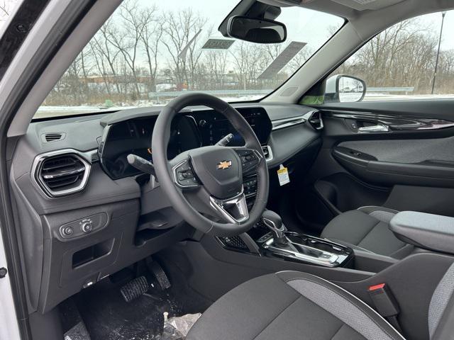 new 2025 Chevrolet TrailBlazer car, priced at $30,575