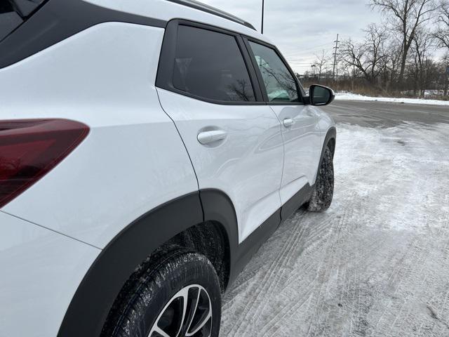 new 2025 Chevrolet TrailBlazer car, priced at $30,575