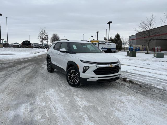 new 2025 Chevrolet TrailBlazer car, priced at $30,575