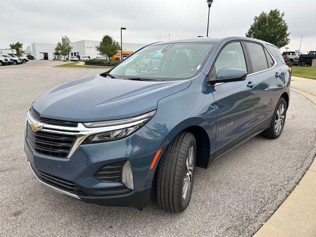 new 2024 Chevrolet Equinox car, priced at $32,890