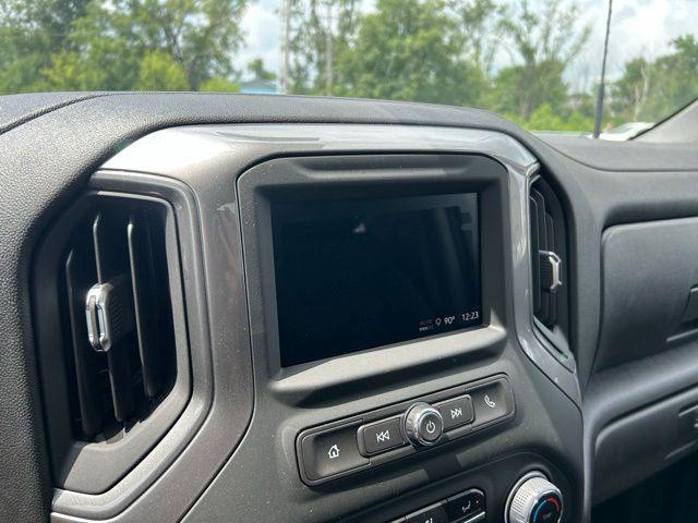 new 2024 Chevrolet Silverado 2500 car, priced at $50,304